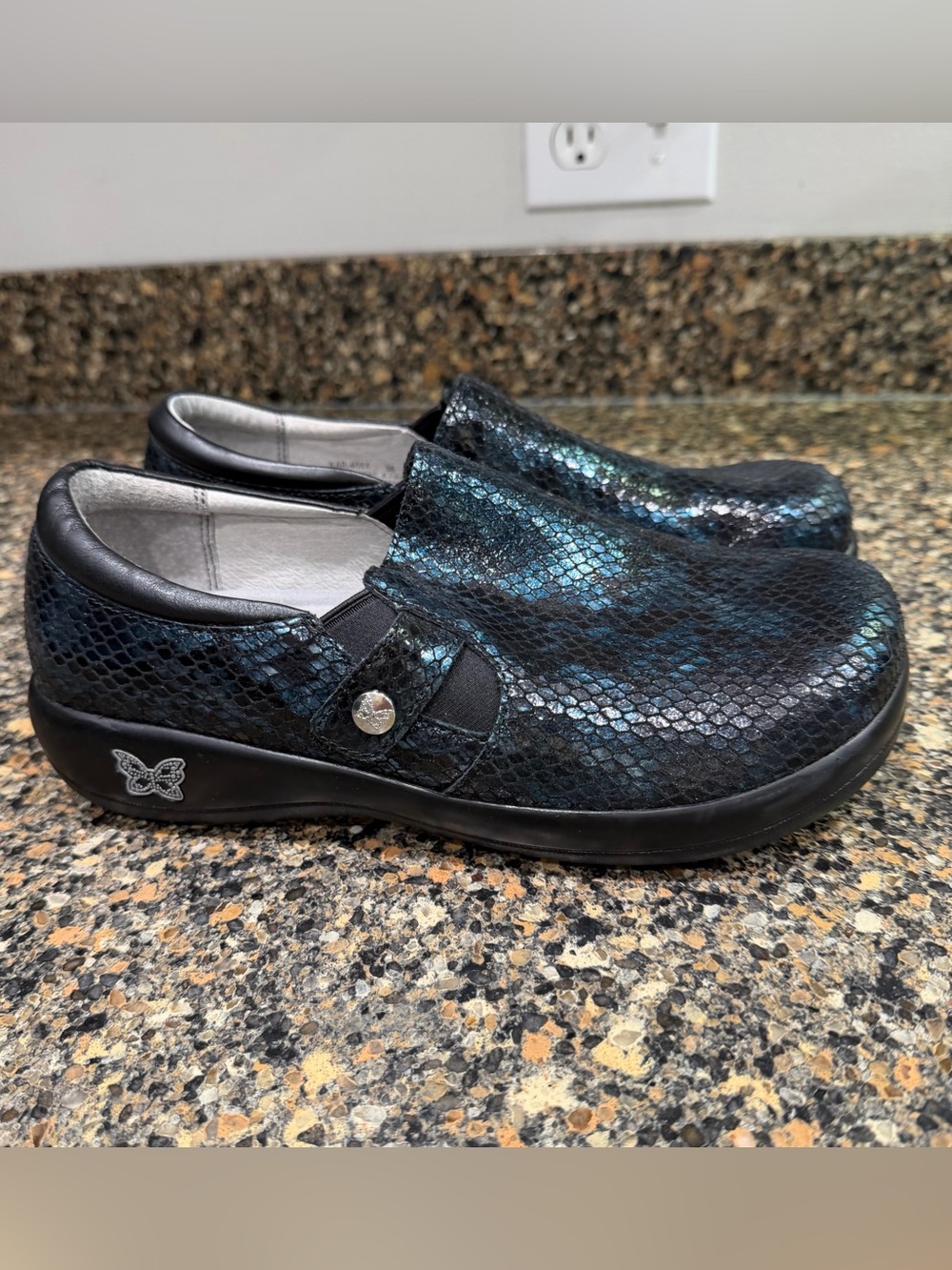 Alegria Slip-On Clog in Iridescent Black-Blue Snakeskin 38